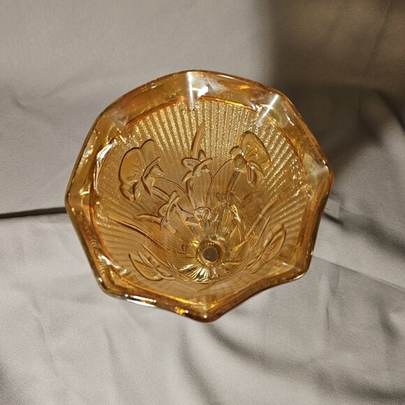 Vintage Jeanette Iridescent Carnival Glass - Picture 2 of 4